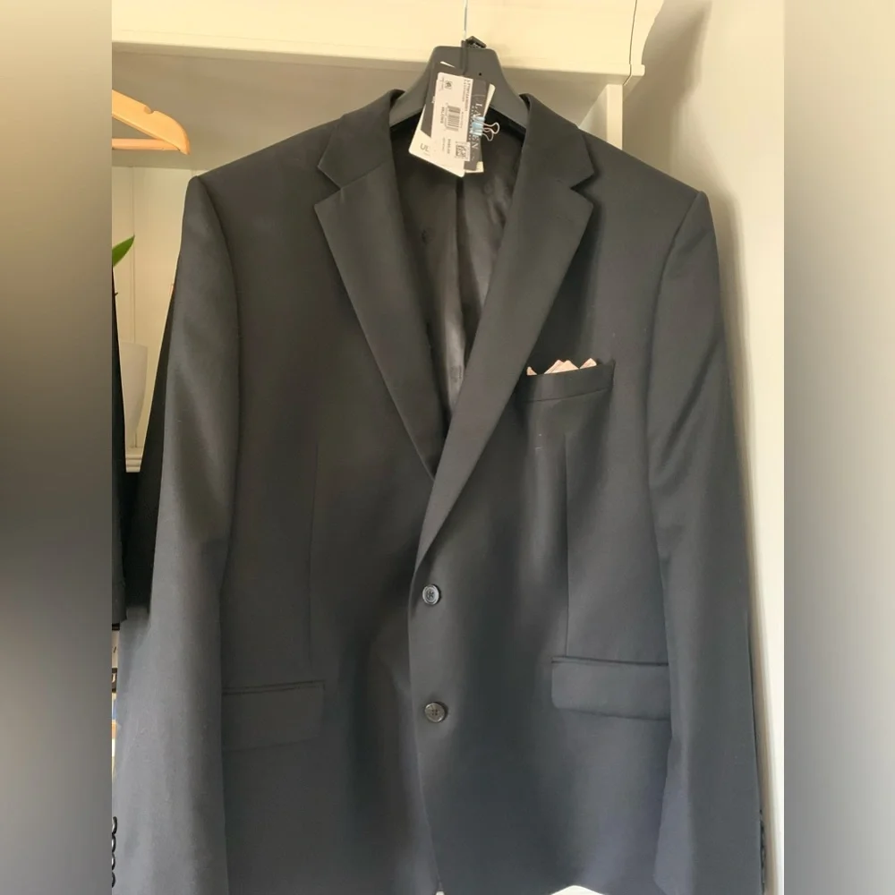 Ralph Lauren Black Suit - Picture 3 of 7